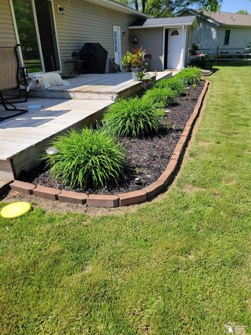 1826 Oak Leaf Drive, Adrian Twp, MI 49221