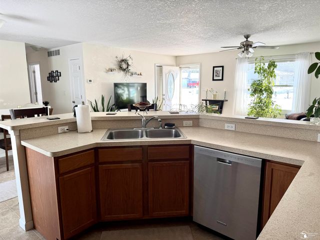 1826 Oak Leaf Drive, Adrian Twp, MI 49221