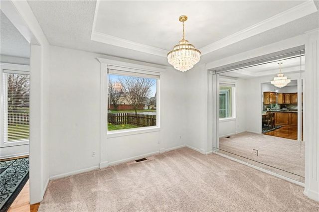 18527 W 153 Place, Olathe, KS 66062