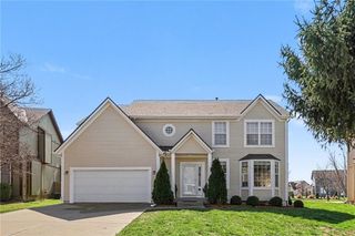 18527 W 153 Place, Olathe, KS 66062