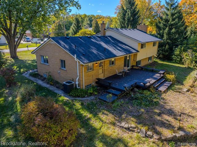 711 Sylvanwood Drive, Troy, MI 48085