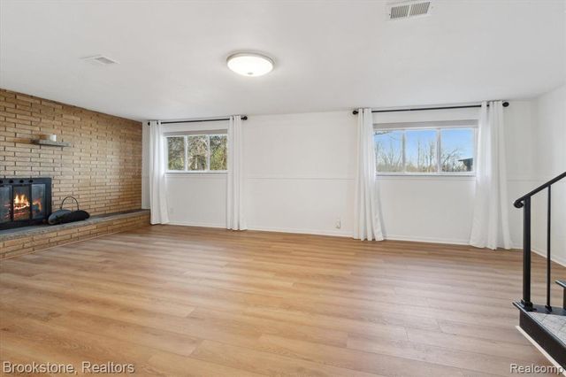 711 Sylvanwood Drive, Troy, MI 48085