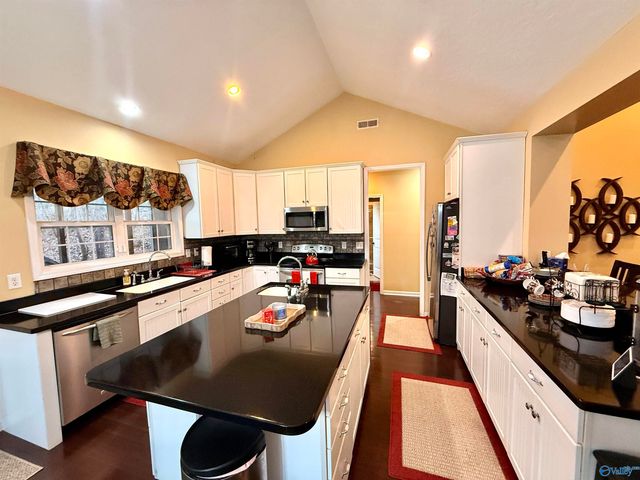 1107 Scenic Drive, Gadsden, AL 35904