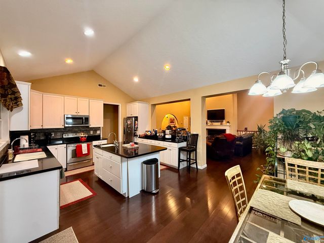 1107 Scenic Drive, Gadsden, AL 35904