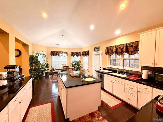 1107 Scenic Drive, Gadsden, AL 35904