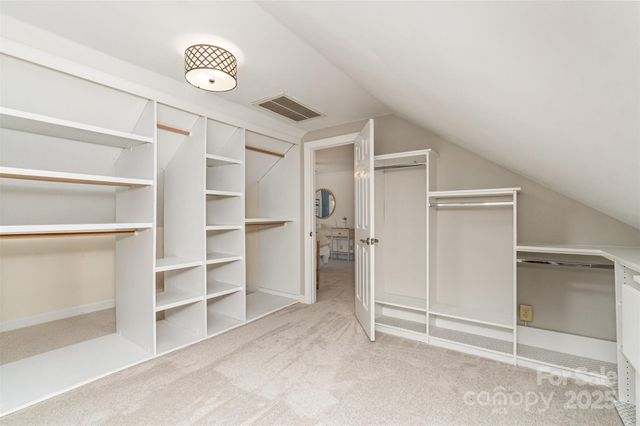 5745 Hillingdon Road, Charlotte, NC 28226