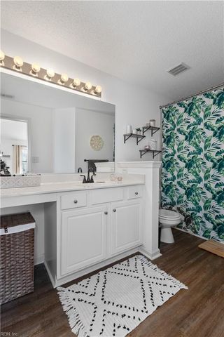 810 Lakeside DR, Suffolk, VA 23435