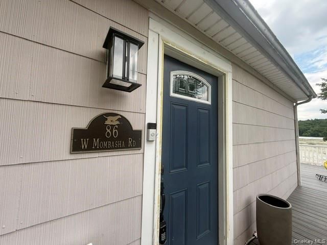 86 W Mombasha Road, Monroe, NY 10950