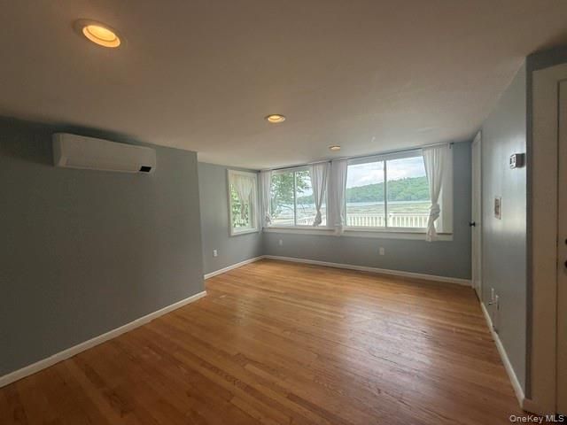 86 W Mombasha Road, Monroe, NY 10950