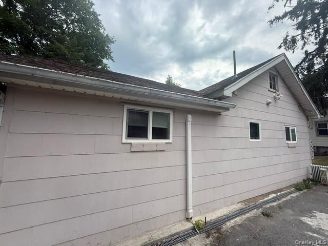 86 W Mombasha Road, Monroe, NY 10950