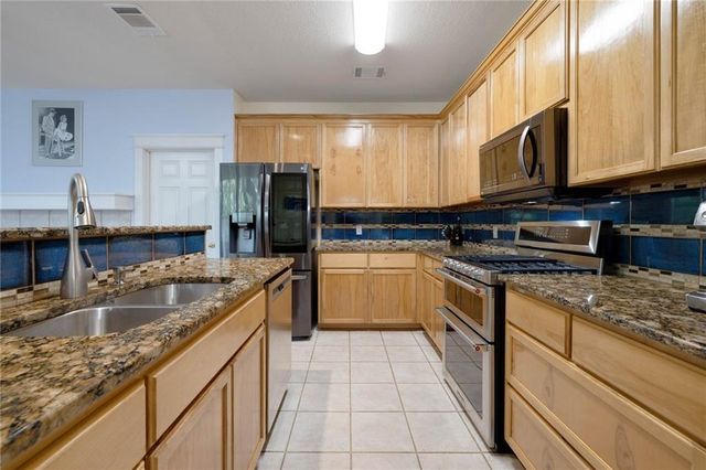 610 Palo Alto LN, Cedar Park, TX 78613