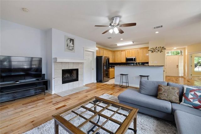 610 Palo Alto LN, Cedar Park, TX 78613