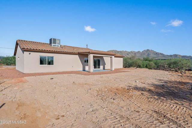 1832 Via Nevada, Rio Rico, AZ 85648