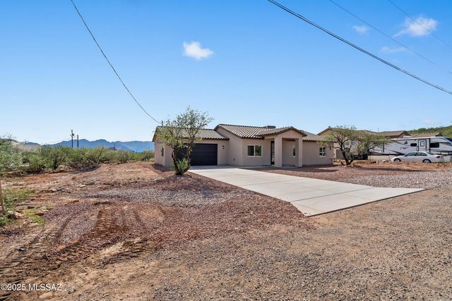 1832 Via Nevada, Rio Rico, AZ 85648