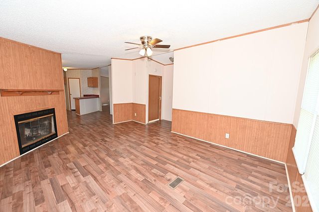 2835 Grace Hill Drive, Granite Falls, NC 28630
