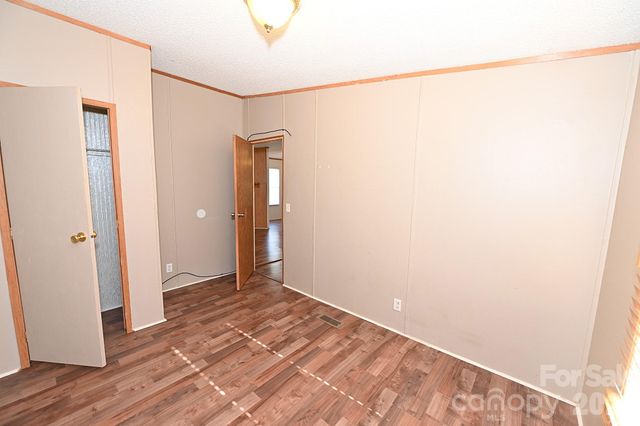 2835 Grace Hill Drive, Granite Falls, NC 28630