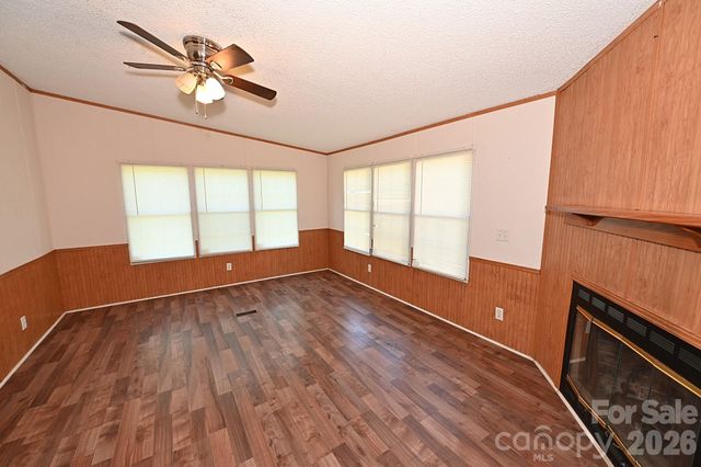 2835 Grace Hill Drive, Granite Falls, NC 28630