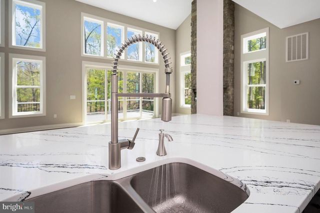 44 DEEP CREEK CIR, Bumpass, VA 23024