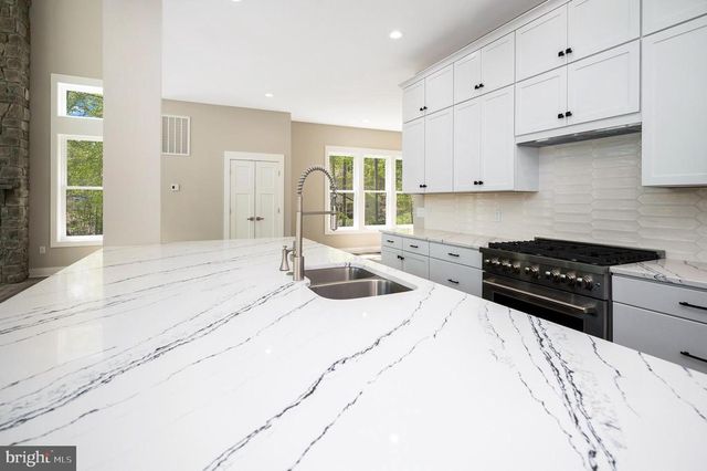 44 DEEP CREEK CIR, Bumpass, VA 23024