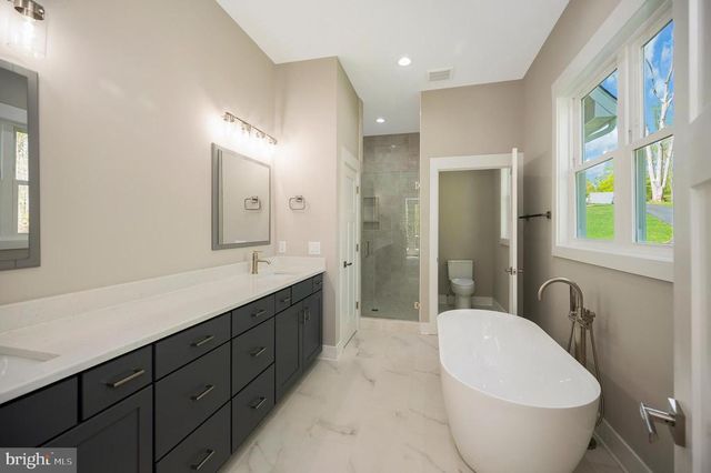 44 DEEP CREEK CIR, Bumpass, VA 23024