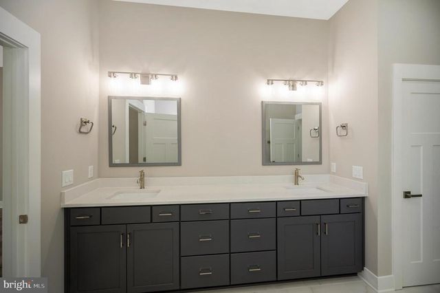 44 DEEP CREEK CIR, Bumpass, VA 23024