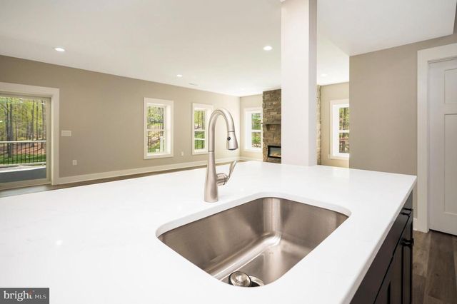 44 DEEP CREEK CIR, Bumpass, VA 23024