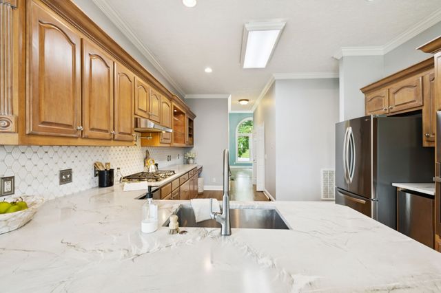 1925 Vicksburg Ln, Lebanon, TN 37087