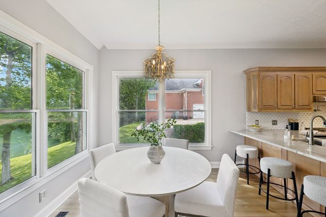 1925 Vicksburg Ln, Lebanon, TN 37087