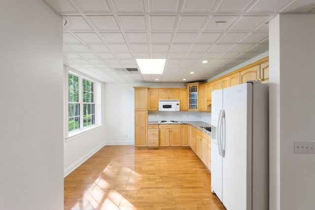 1925 Vicksburg Ln, Lebanon, TN 37087