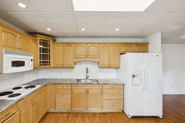 1925 Vicksburg Ln, Lebanon, TN 37087