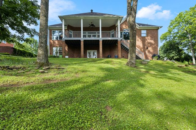 1925 Vicksburg Ln, Lebanon, TN 37087