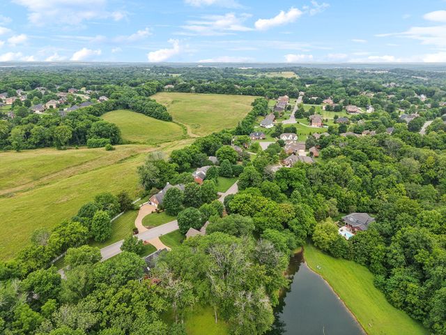 1925 Vicksburg Ln, Lebanon, TN 37087