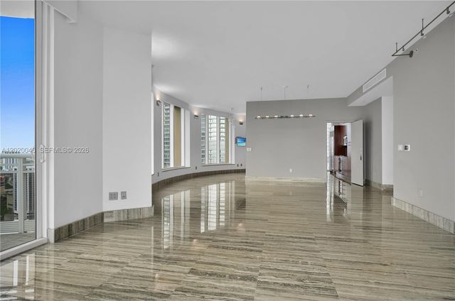 901 Brickell Key Boulevard 3204, Miami, FL 33131