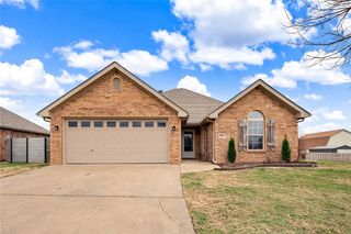 581 Tamarron Drive, Centerton, AR 72719
