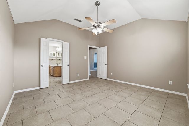 4908 Vaquero Drive, Arlington, TX 76017