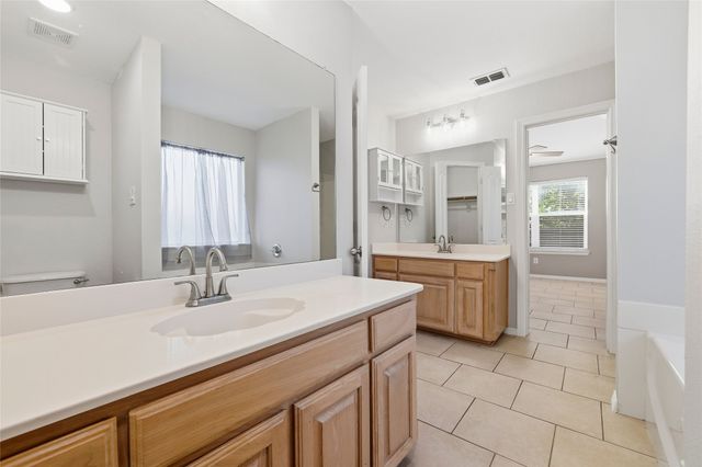 4908 Vaquero Drive, Arlington, TX 76017