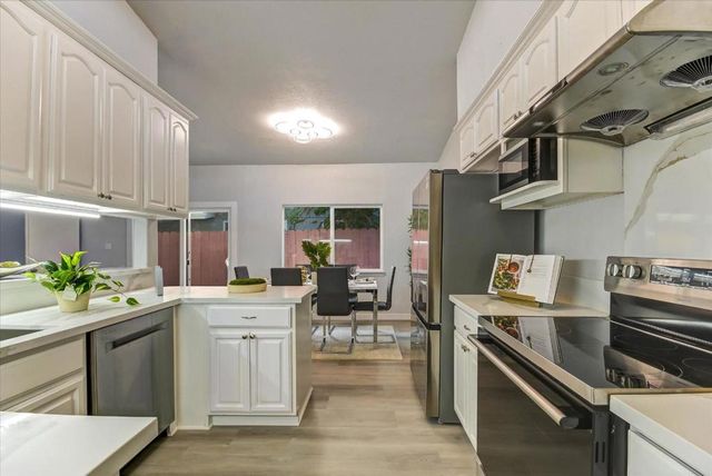 734 Lakewood Drive, Sunnyvale, CA 94089