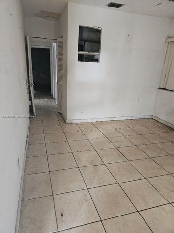 3708 NW 12th Avenue, Miami, FL 33127