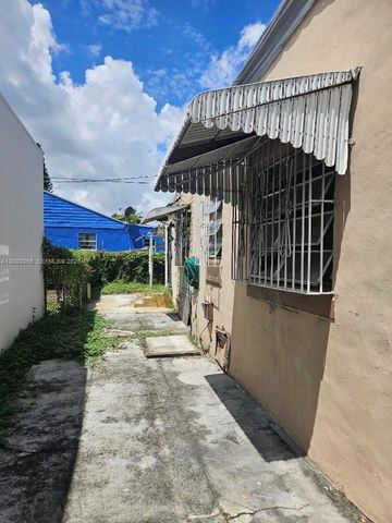 3708 NW 12th Avenue, Miami, FL 33127