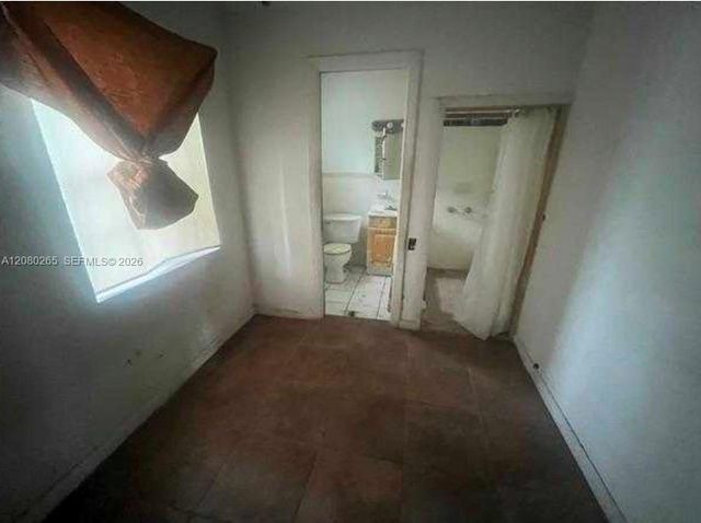 3708 NW 12th Avenue, Miami, FL 33127