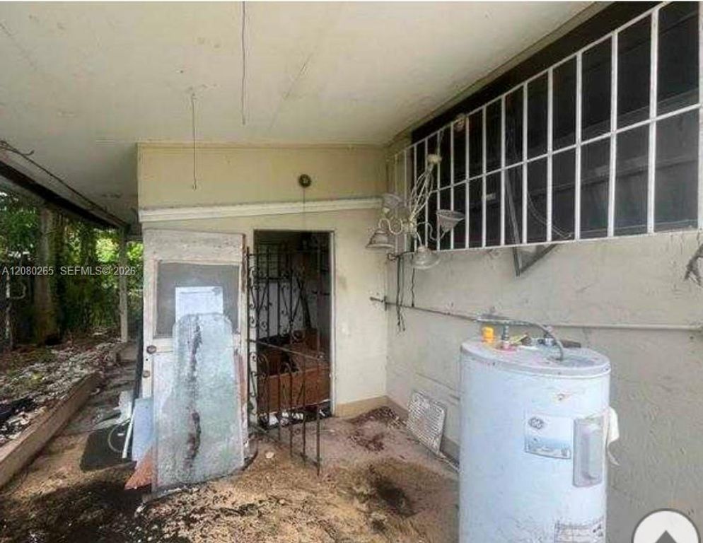 3708 NW 12th Avenue, Miami, FL 33127