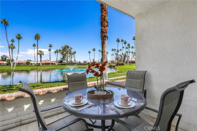 74 Avenida Las Palmas, Rancho Mirage, CA 92270