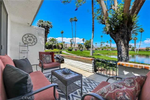 74 Avenida Las Palmas, Rancho Mirage, CA 92270