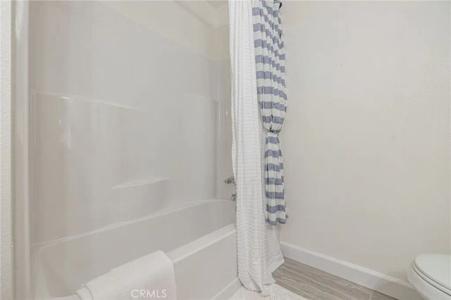 21329 Lake Shore Drive 35, California City, CA 93505