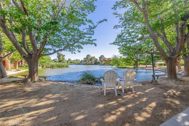 21329 Lake Shore Drive 35, California City, CA 93505