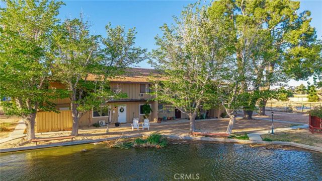 21329 Lake Shore Drive 35, California City, CA 93505