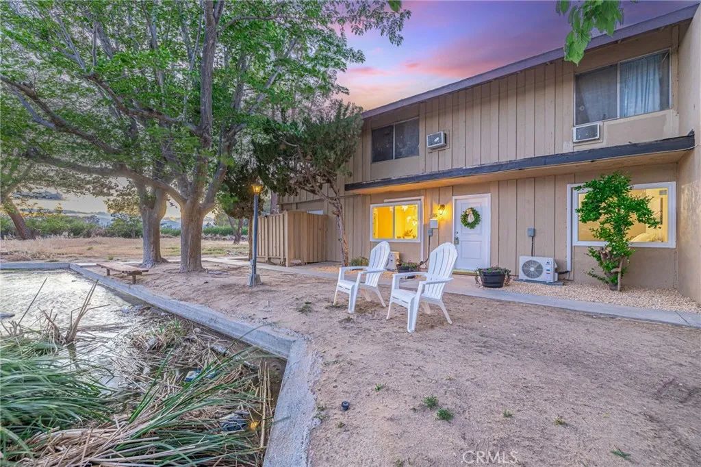 21329 Lake Shore Drive 35, California City, CA 93505