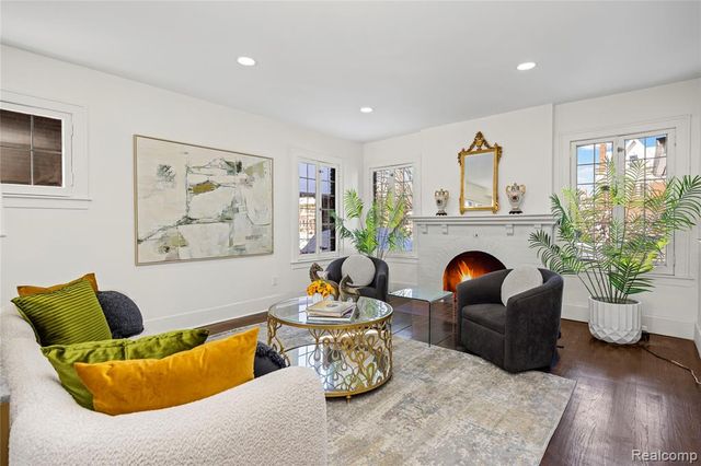 1977 Atkinson Street, Detroit, MI 48206