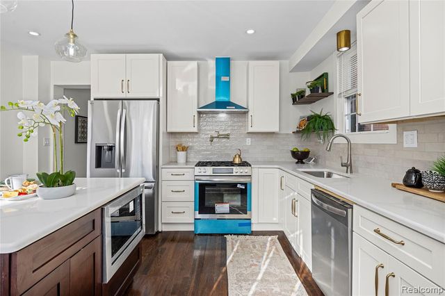 1977 Atkinson Street, Detroit, MI 48206