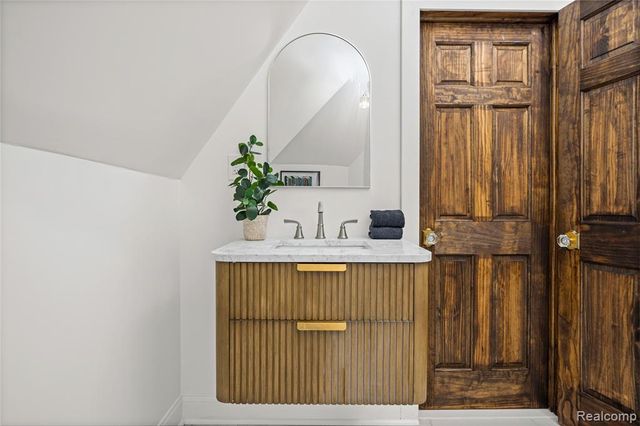 1977 Atkinson Street, Detroit, MI 48206